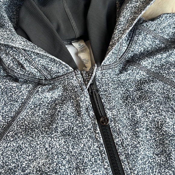 🖤Lululemon jacket🖤 - Picture 6 of 11